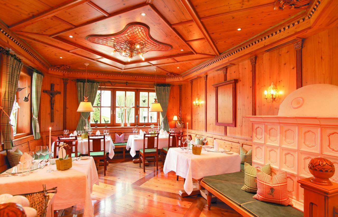 Hotel Neue Post โบเดนไมส์ ภายนอก รูปภาพ