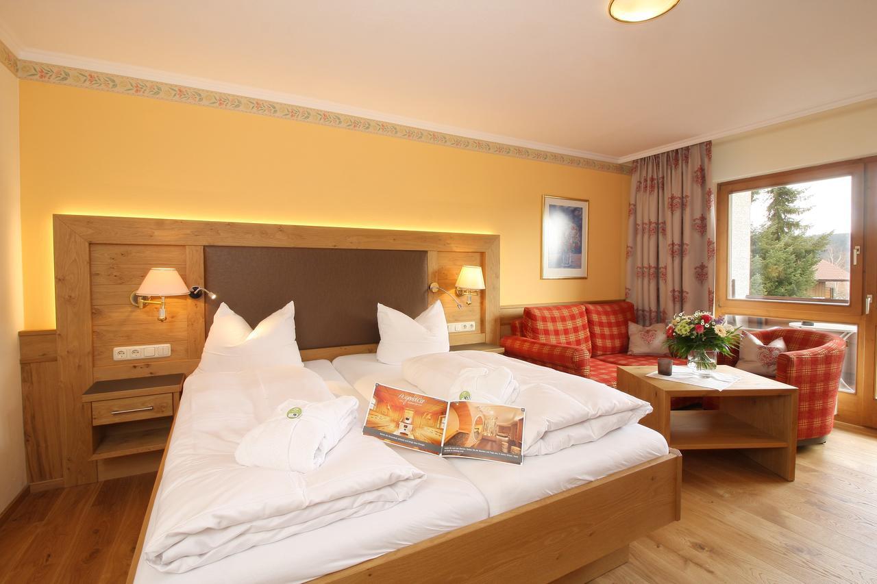 Hotel Neue Post โบเดนไมส์ ภายนอก รูปภาพ
